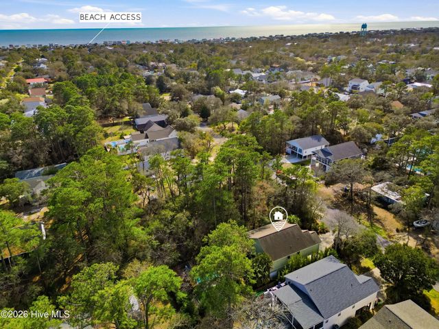 332 NE 40th Street, Oak Island, NC 28465