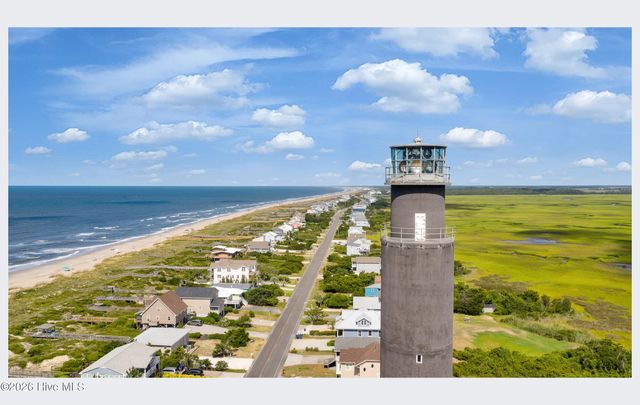 332 NE 40th Street, Oak Island, NC 28465