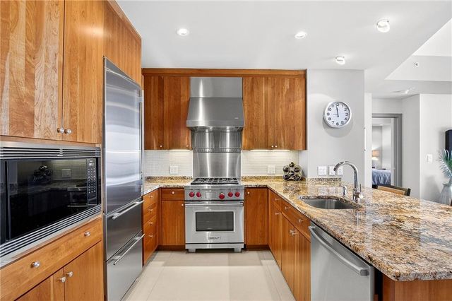 3325 Piedmont NE Road 2005, Atlanta, GA 30305