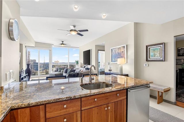 3325 Piedmont NE Road 2005, Atlanta, GA 30305