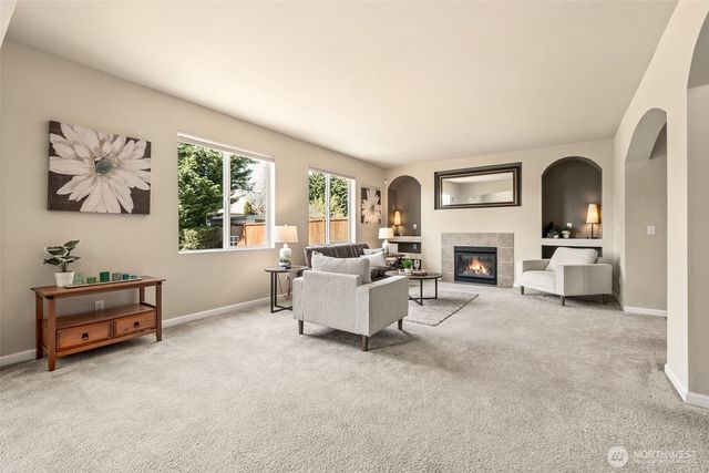 25223 136th Avenue SE, Kent, WA 98042