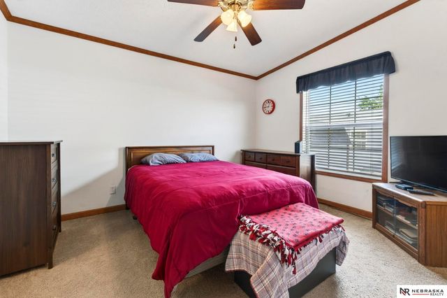 3982 S 151 Plaza, Omaha, NE 68144