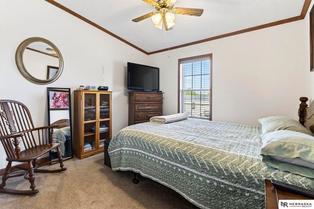 3982 S 151 Plaza, Omaha, NE 68144