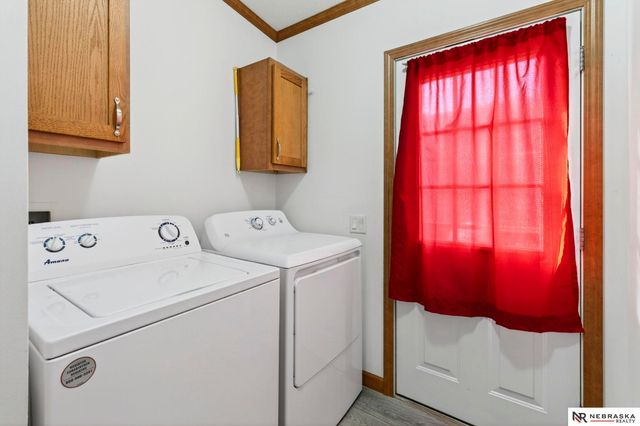 3982 S 151 Plaza, Omaha, NE 68144