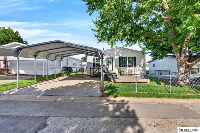 3982 S 151 Plaza, Omaha, NE 68144