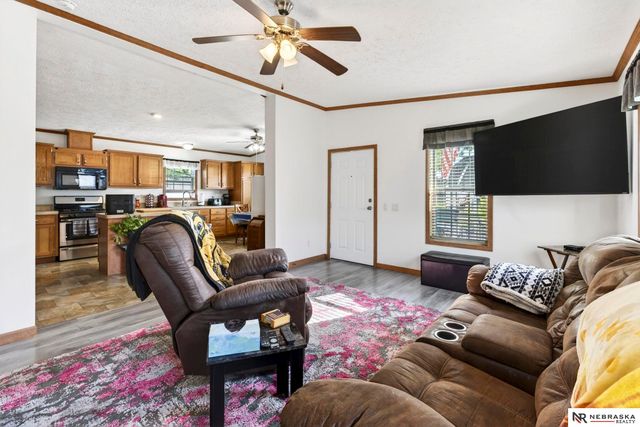 3982 S 151 Plaza, Omaha, NE 68144