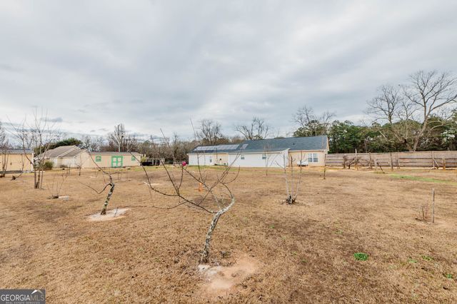 525 Hardison Church Road, Byron, GA 31008