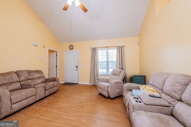 525 Hardison Church Road, Byron, GA 31008