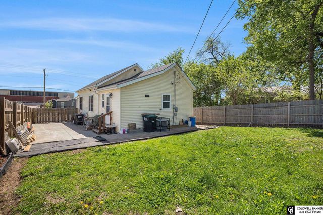 1552 N 17th Street, Omaha, NE 68110