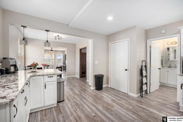 1552 N 17th Street, Omaha, NE 68110