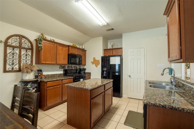10204 Jewel Court, Conroe, TX 77385