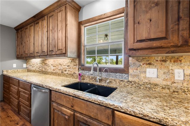 7781 County Road 227, Bedias, TX 77831