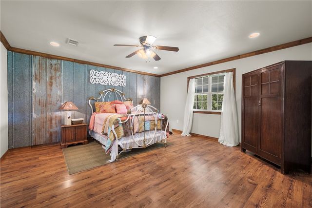 7781 County Road 227, Bedias, TX 77831