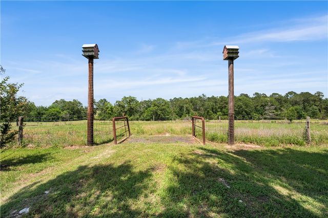 7781 County Road 227, Bedias, TX 77831