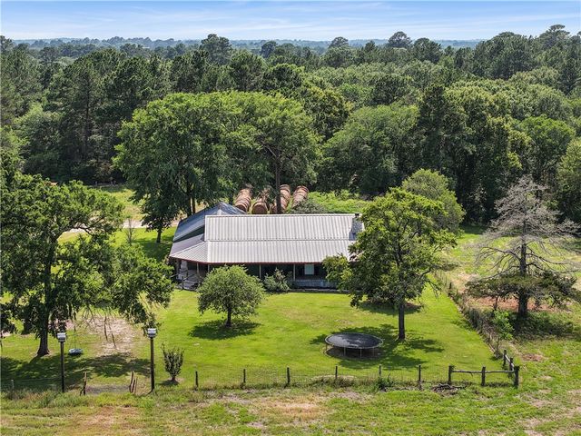 7781 County Road 227, Bedias, TX 77831