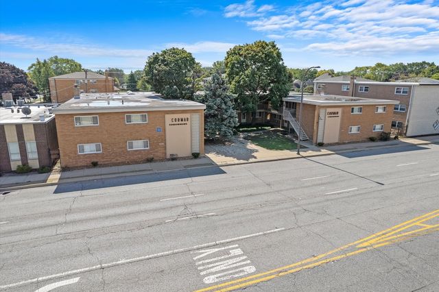4211 W 95th Street 2D, Oak Lawn, IL 60453