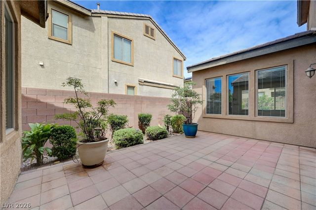 8232 Chimney Bluffs Street, North Las Vegas, NV 89085