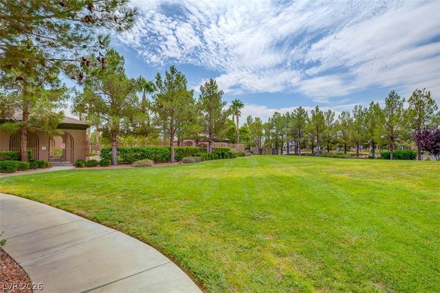 8232 Chimney Bluffs Street, North Las Vegas, NV 89085