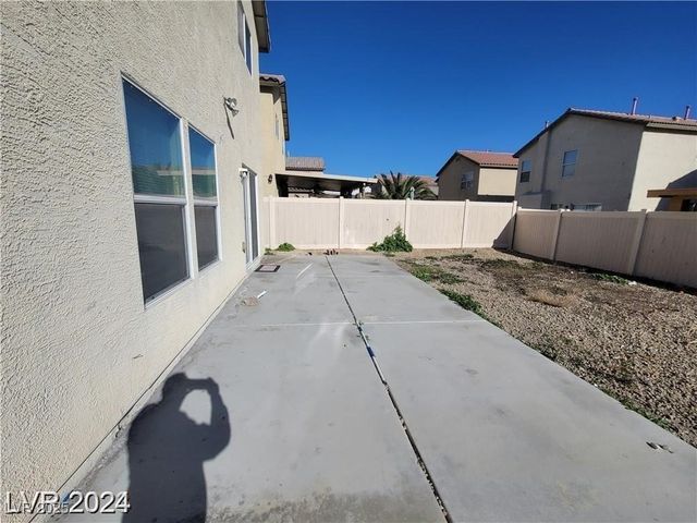 4202 Mango Tree Court, Las Vegas, NV 89115