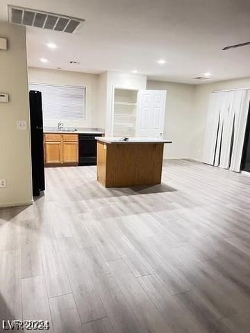 4202 Mango Tree Court, Las Vegas, NV 89115