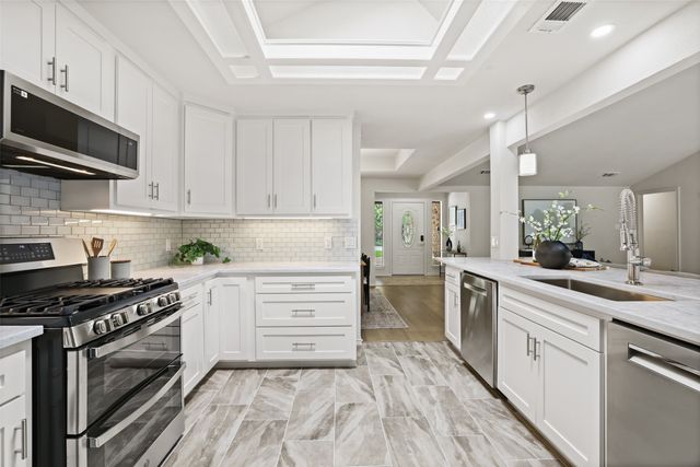 17415 Oakington Court, Dallas, TX 75252