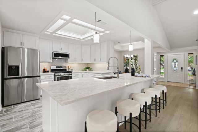 17415 Oakington Court, Dallas, TX 75252