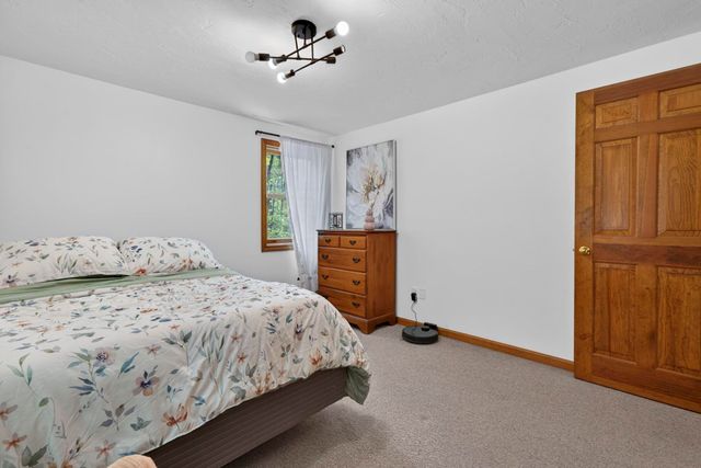 48 Queen Street, Boscawen, NH 03303