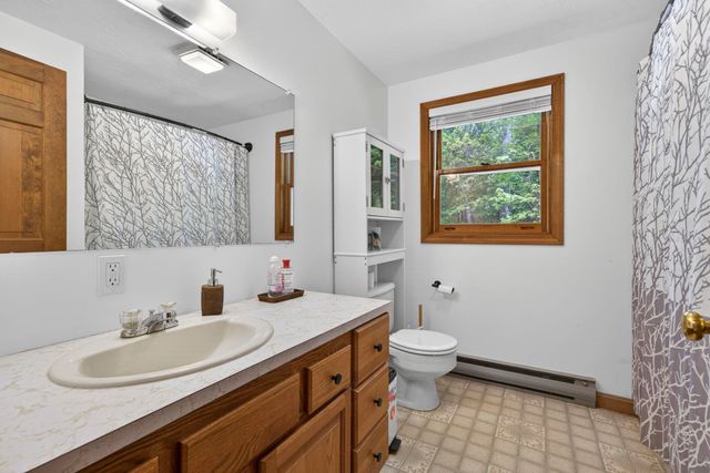 48 Queen Street, Boscawen, NH 03303