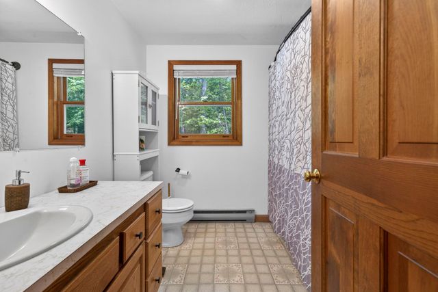 48 Queen Street, Boscawen, NH 03303
