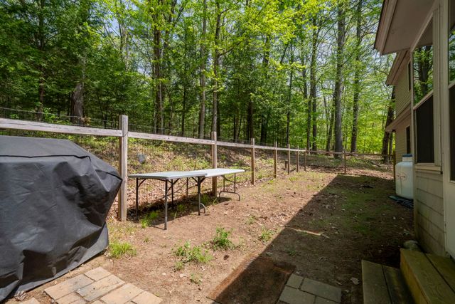 48 Queen Street, Boscawen, NH 03303