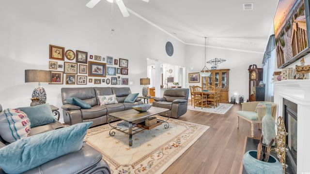 730 Pickering Dr Unit 301, Murrells Inlet, SC 29576