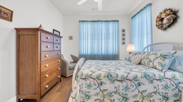 730 Pickering Dr Unit 301, Murrells Inlet, SC 29576