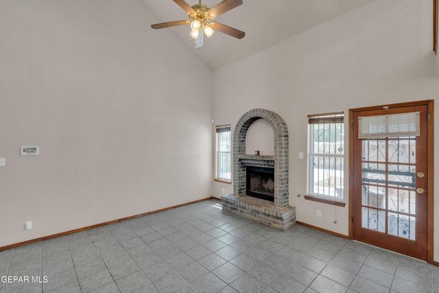 12176 JOSE CISNEROS Drive, El Paso, TX 79936