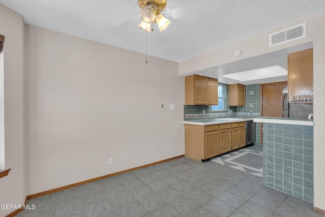 12176 JOSE CISNEROS Drive, El Paso, TX 79936