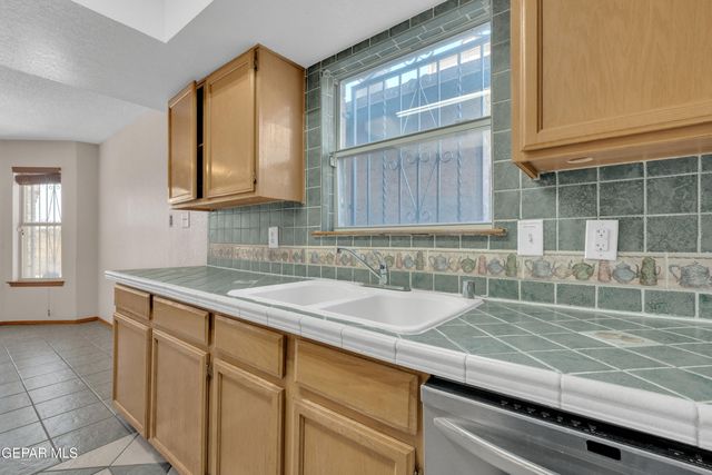 12176 JOSE CISNEROS Drive, El Paso, TX 79936