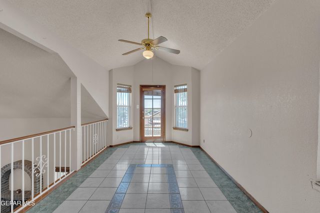 12176 JOSE CISNEROS Drive, El Paso, TX 79936
