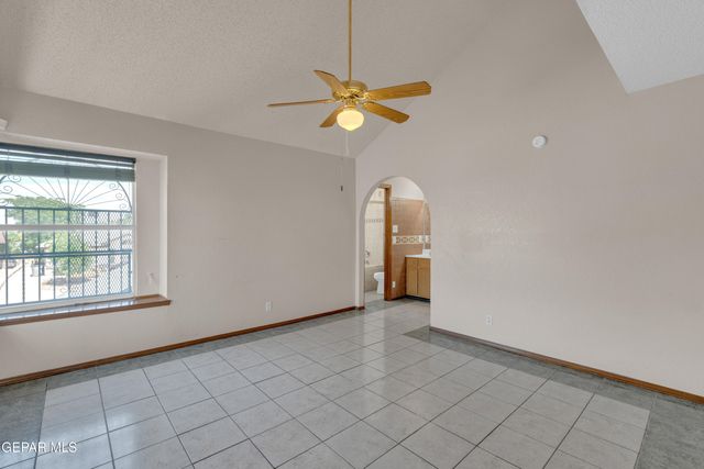 12176 JOSE CISNEROS Drive, El Paso, TX 79936