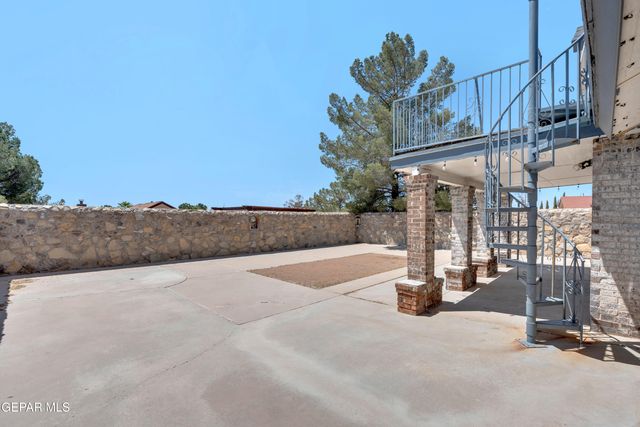 12176 JOSE CISNEROS Drive, El Paso, TX 79936