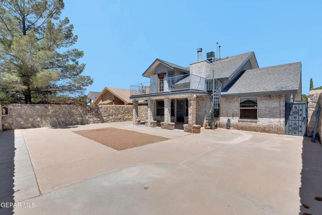 12176 JOSE CISNEROS Drive, El Paso, TX 79936