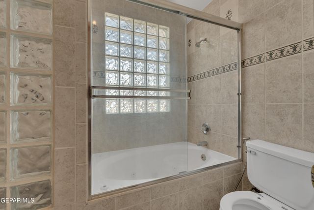 12176 JOSE CISNEROS Drive, El Paso, TX 79936