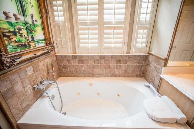 2918 Ranch Road 620 N 270, Austin, TX 78734