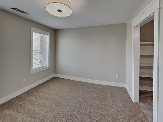 6813 Charlotte Pike Apt 11, Nashville, TN 37209