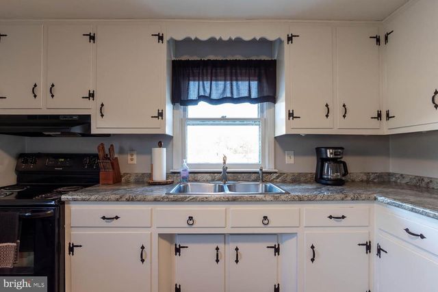 222 MONUMENT ORVISTON RD, Beech Creek, PA 16822