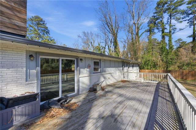 1532 Alverado Way, Decatur, GA 30032