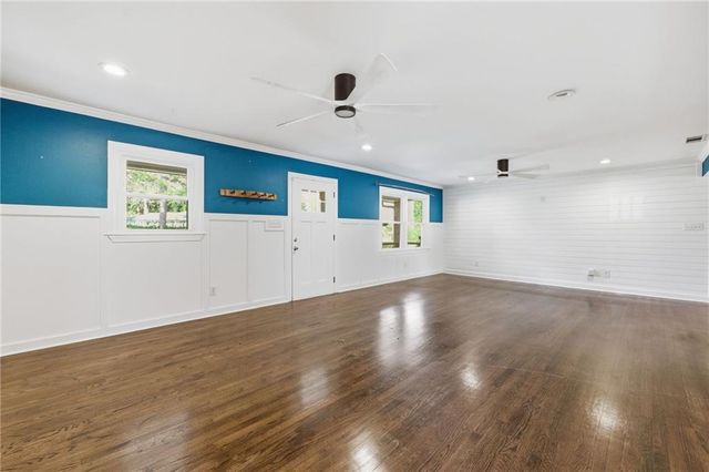 1532 Alverado Way, Decatur, GA 30032