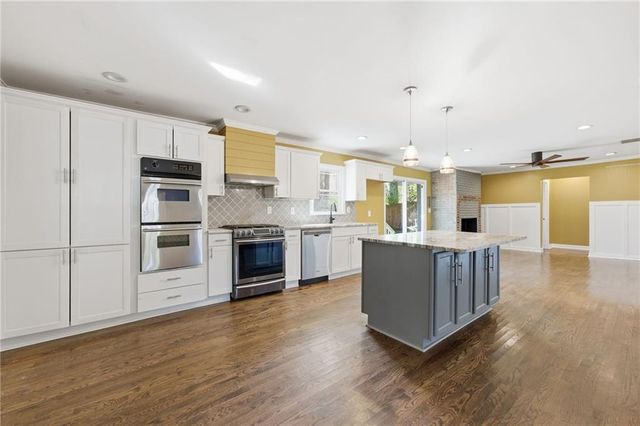 1532 Alverado Way, Decatur, GA 30032