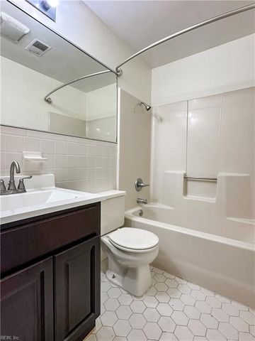 4605 Little John DR, Norfolk, VA 23513