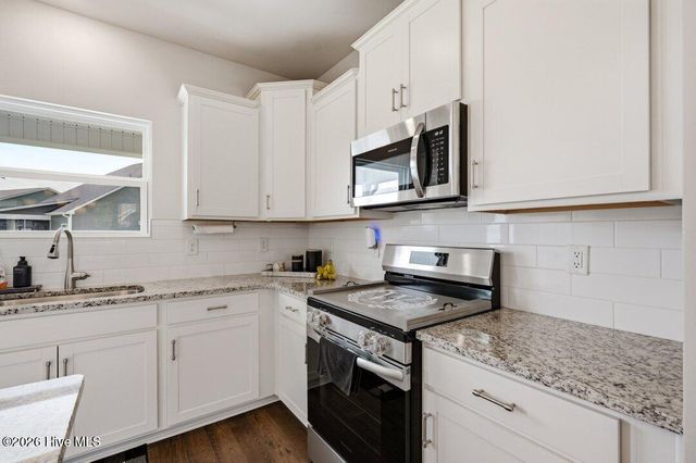 1160 Calabash Station Boulevard NW, Calabash, NC 28467