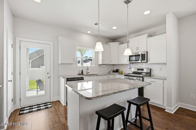 1160 Calabash Station Boulevard NW, Calabash, NC 28467