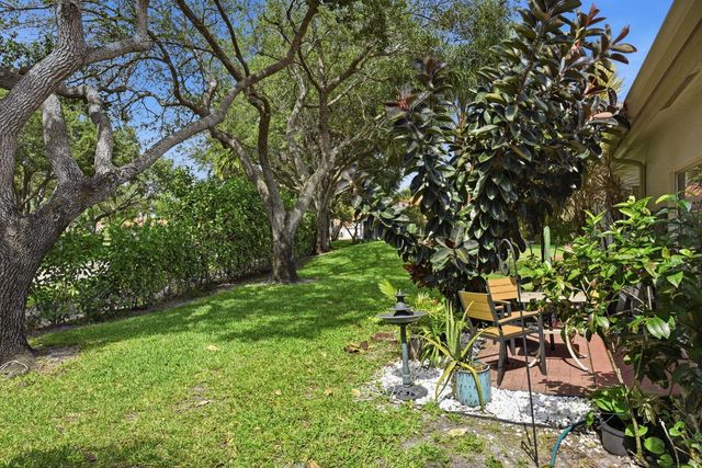 9857 Summerbrook Terrace B, Boynton Beach, FL 33437